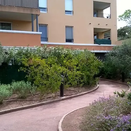 Flora * La Seyne-sur-Mer